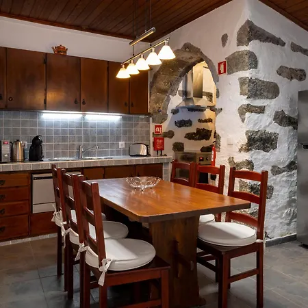 Casinha Dos Cinco Sentidos *